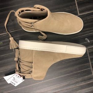 NWT- Zara sneaker bootie